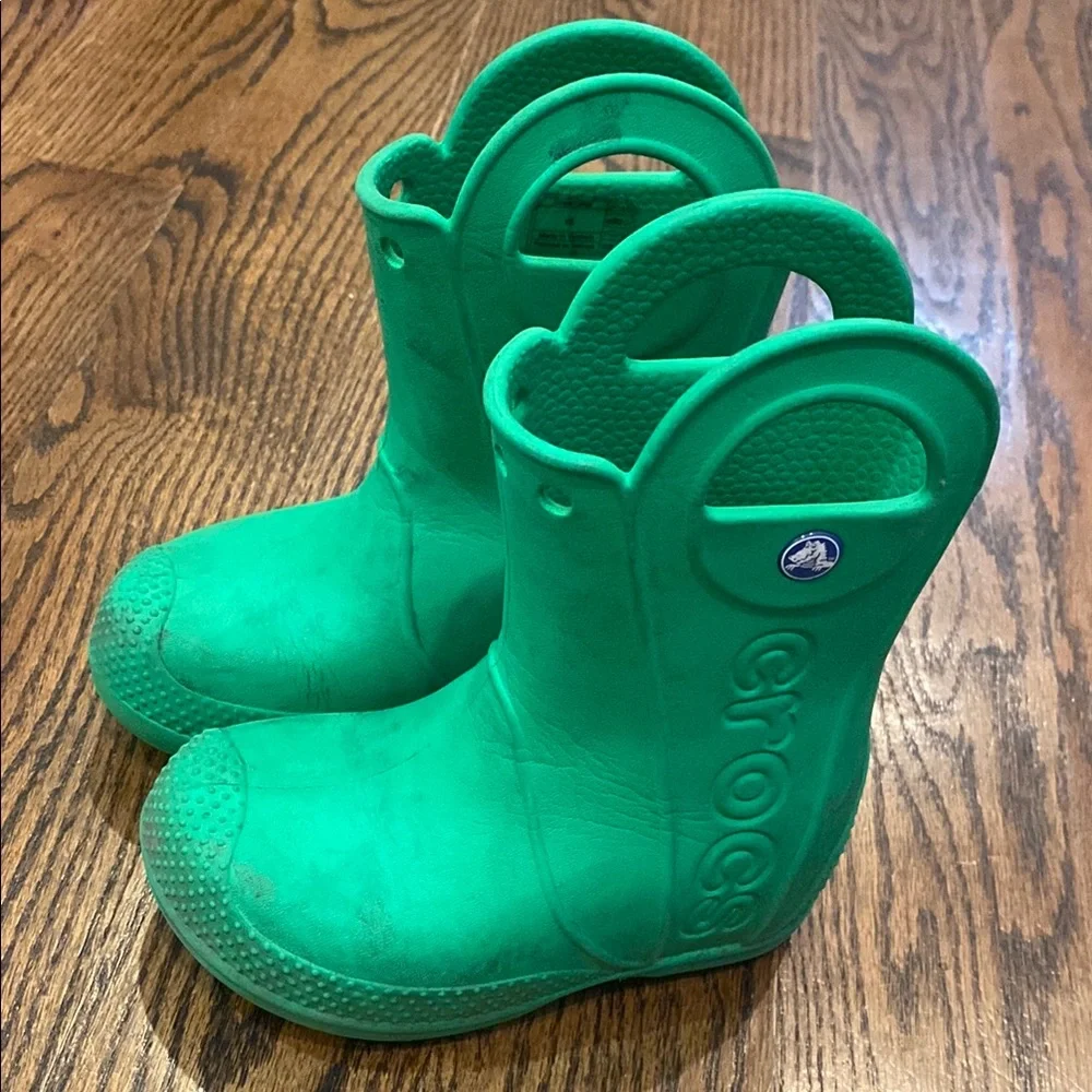 CROCS Green Rainboots - Picture 1 of 3